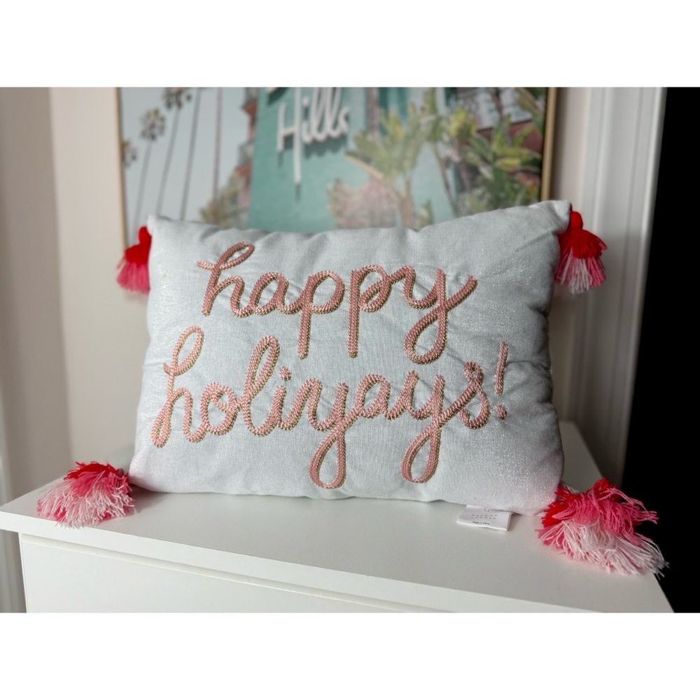 LC Lauren Conrad Happy Holiyays Christmas Tassel Decorative Holiday Pillow